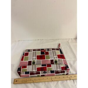 Thirty one zipper insulated pouch checkered Christmas theme 14x9"
